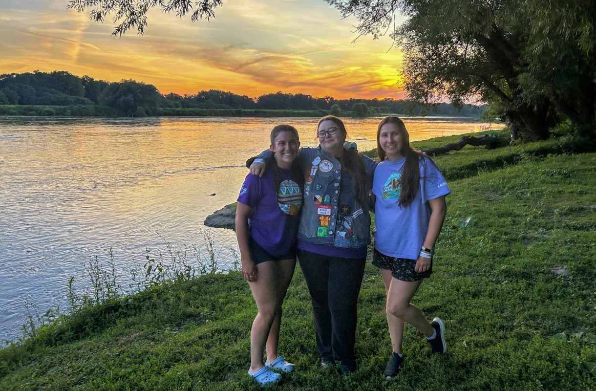 Arrianna, Charlotte and Stephanie