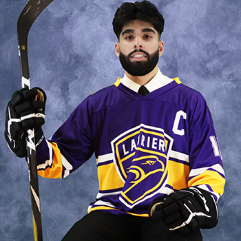 Laurier student wearing a hockey jersey
