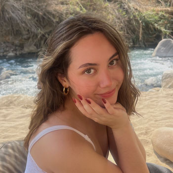 headshot of Maria Rios